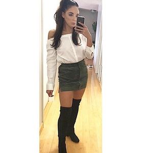 Meet your Posher, Angela